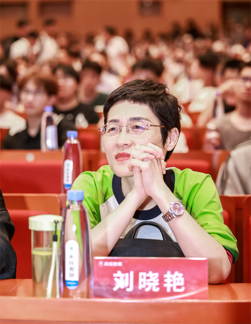 20250527843934.png 3c3b7fc1b4cfaa2ebae72f2894e5c870.png